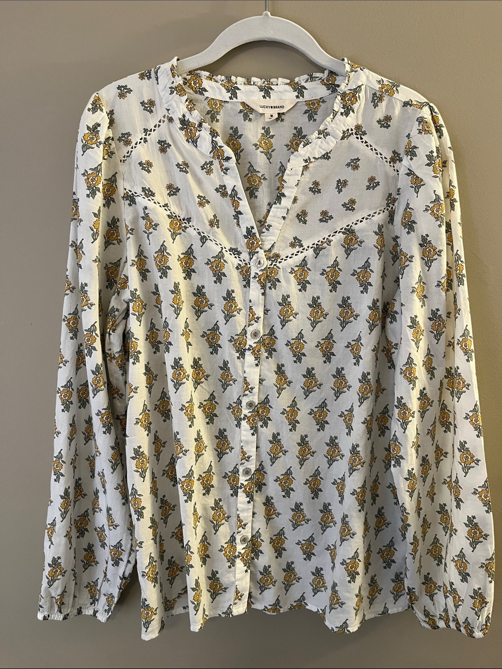 Lucky Floral Top Button Down Size Medium